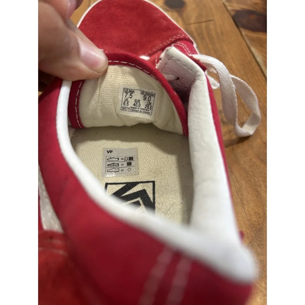 Vans Old Skool Red Suede Canvas Low Top Skate Shoes Men's US 7.5